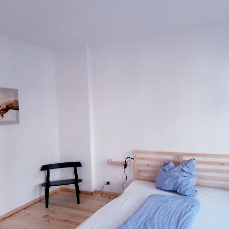 Appartment Am Hafen Von 슈트랄준트 외부 사진