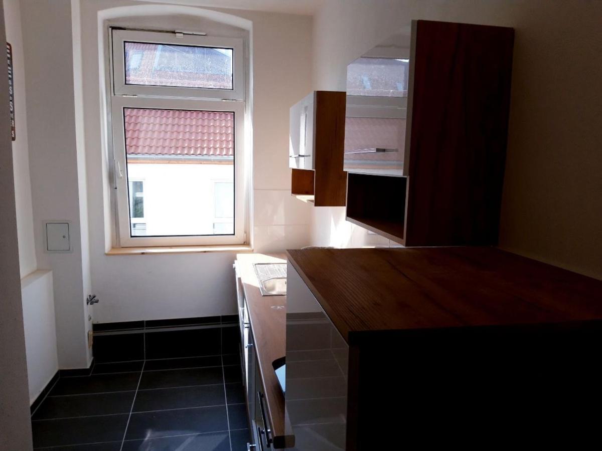Appartment Am Hafen Von 슈트랄준트 외부 사진